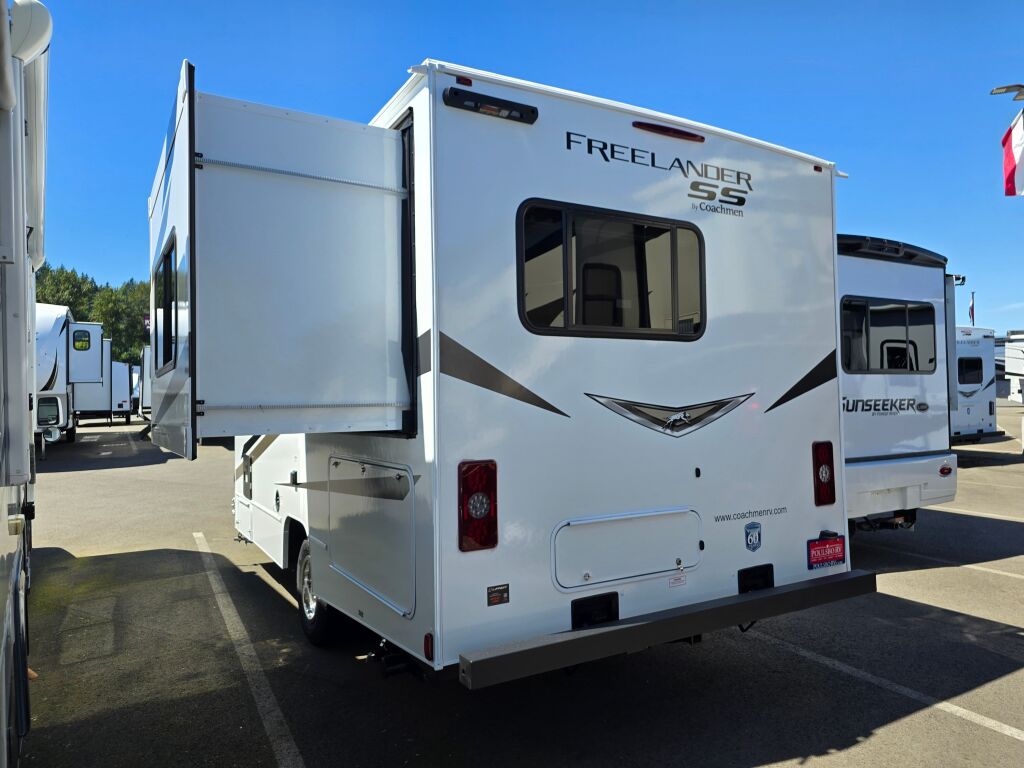 2025 COACHMEN FREELANDER 21RS