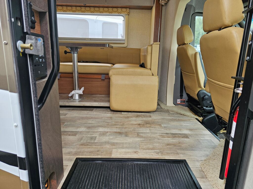 2016 Winnebago View 24J