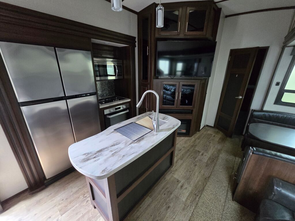 2020 Jayco North Point 375BHFS