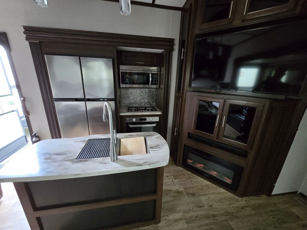 2020 Jayco North Point 375BHFS