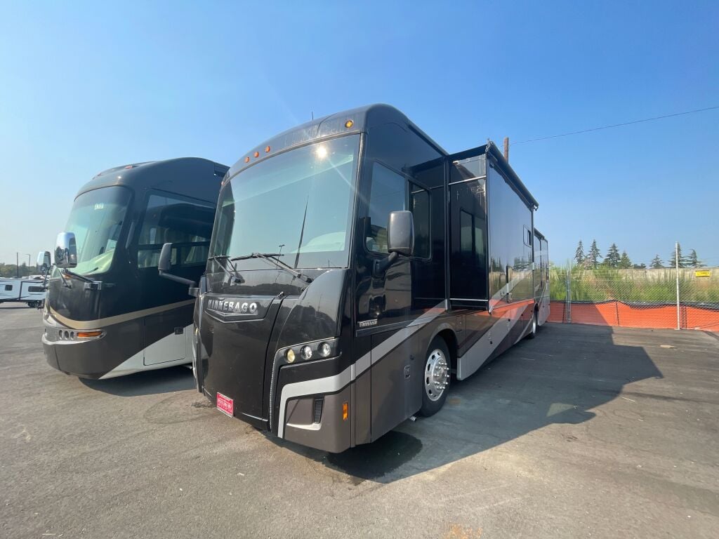 2018 Winnebago Forza 38W