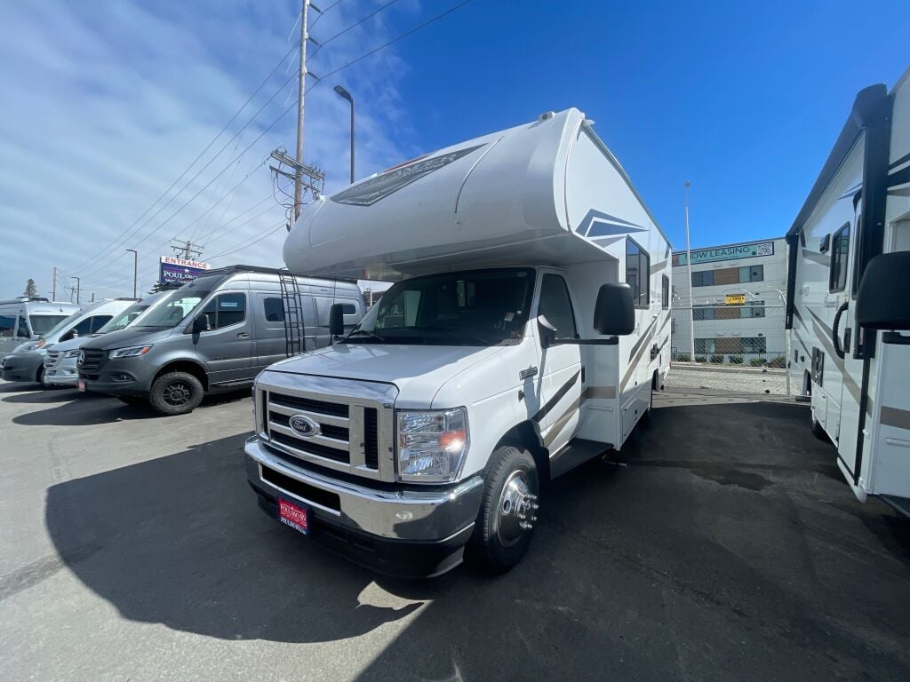 2025 Coachmen Freelander 22XG