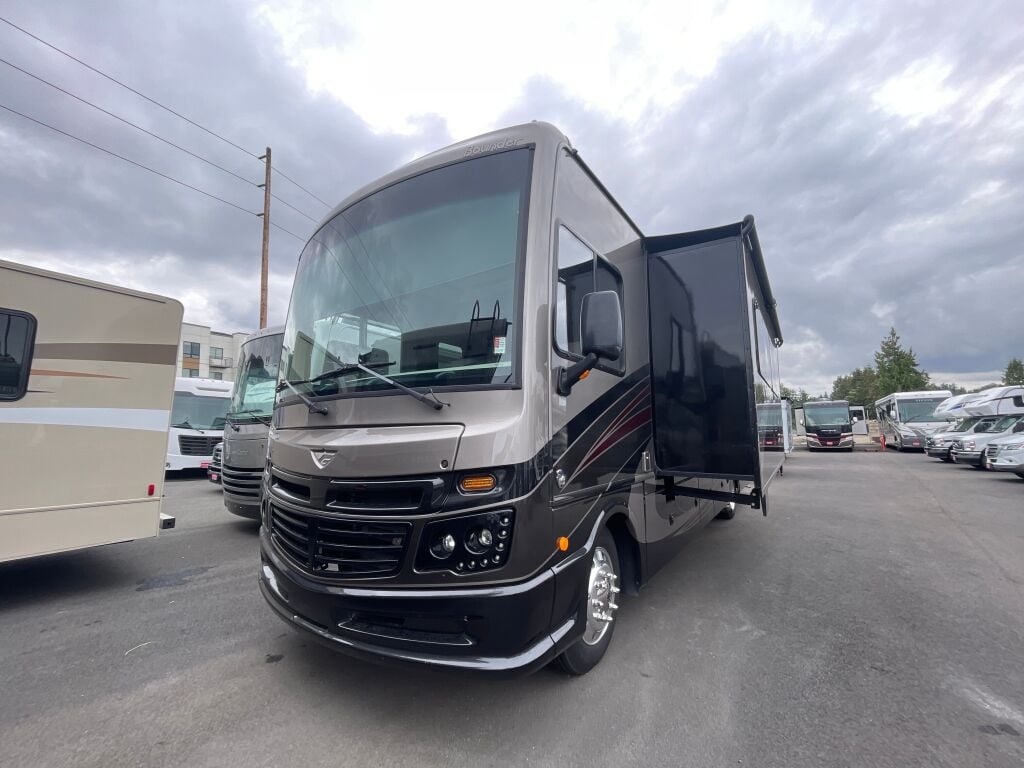 2020 Fleetwood Bounder 35K