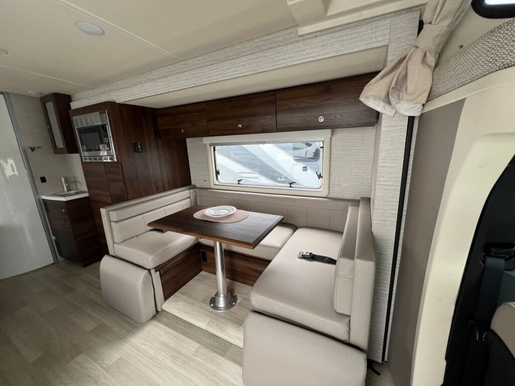 2023 Winnebago View 24J