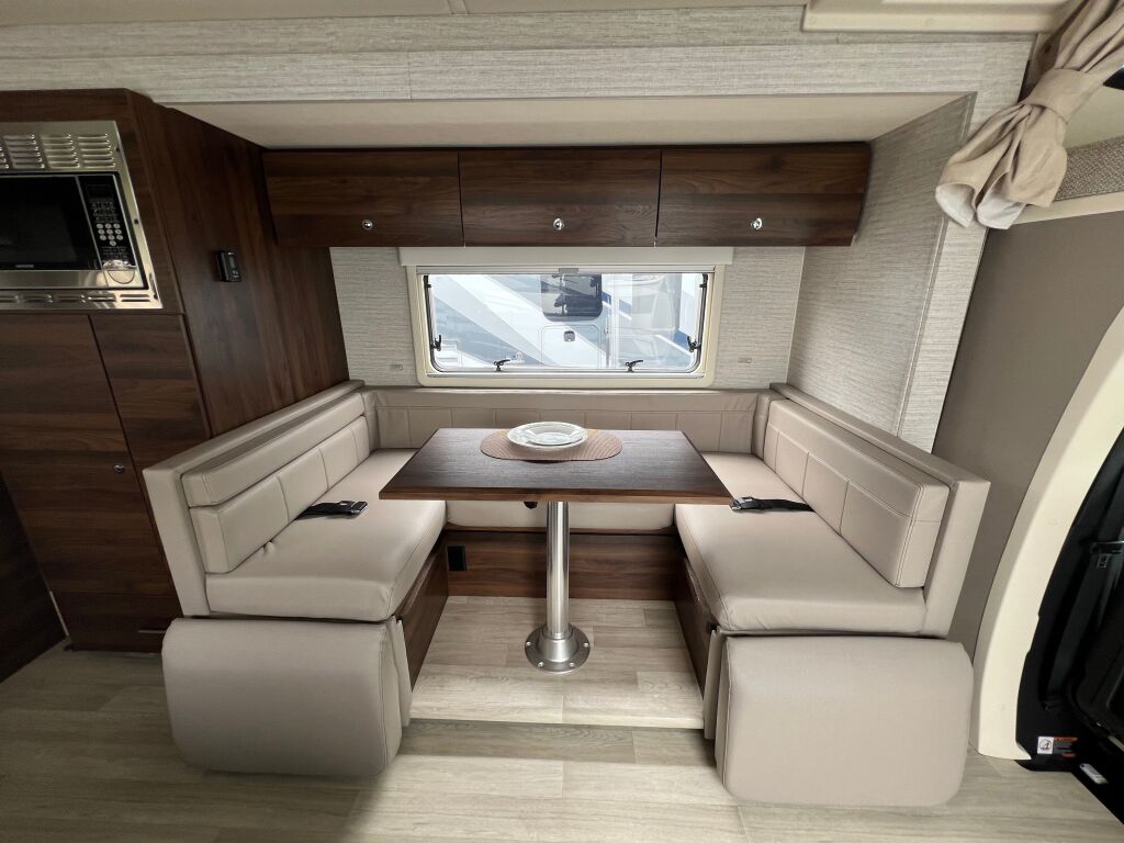 2023 Winnebago View 24J