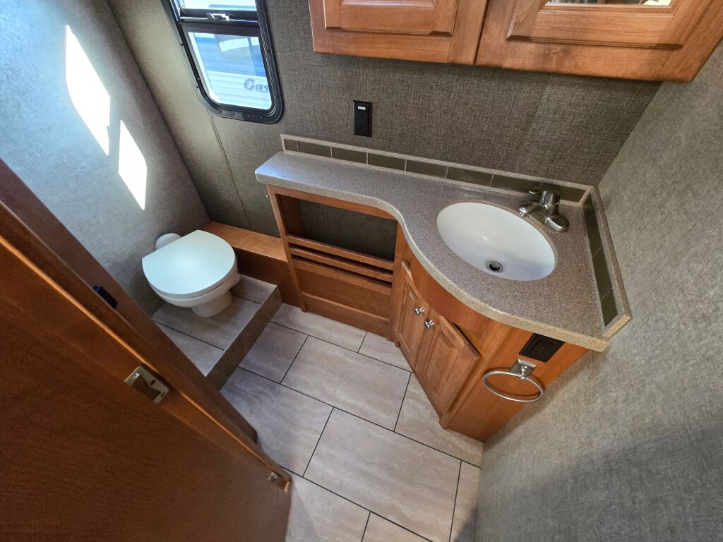 2017 TIFFIN MOTORHOMES ALLEGRO 31SA