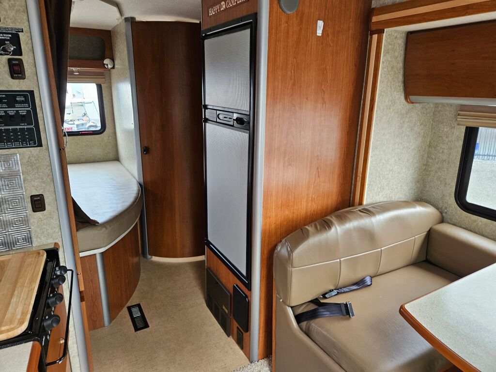 2009 Winnebago View 24J