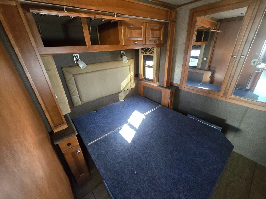 2017 TIFFIN MOTORHOMES ALLEGRO 31SA