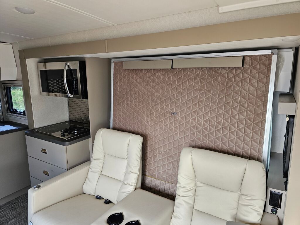 2025 Winnebago View 24T