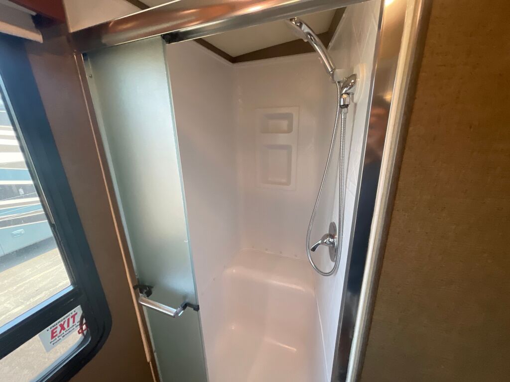 2018 Winnebago Forza 38W