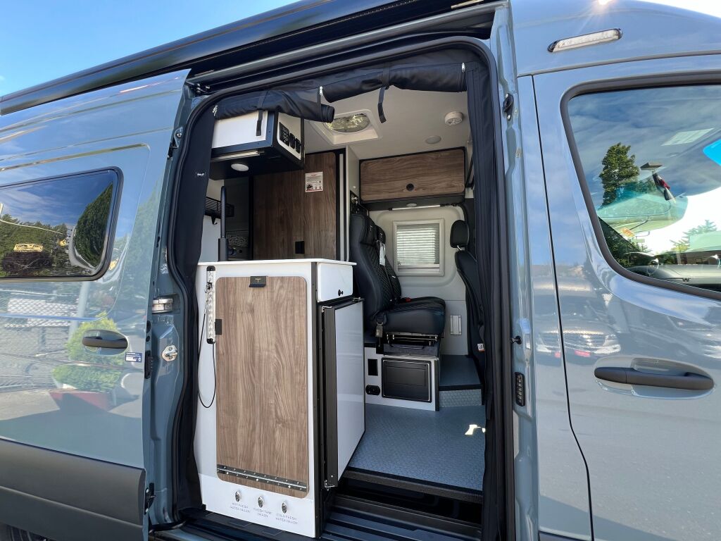 2025 Tiffin Motorhomes GH1 GH1