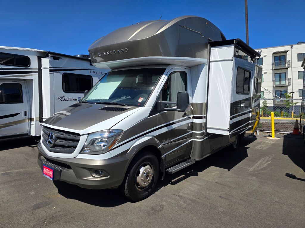 2019 Itasca Navion 24V