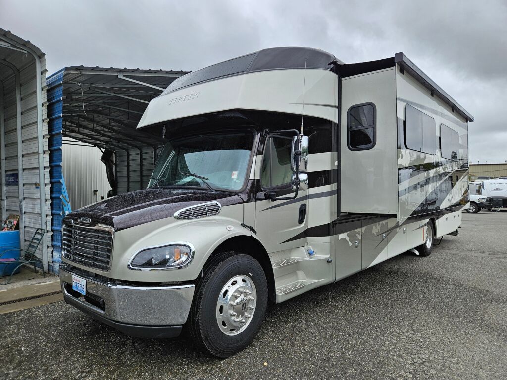 2023 Tiffin Motorhomes Allegro Bay 38AB