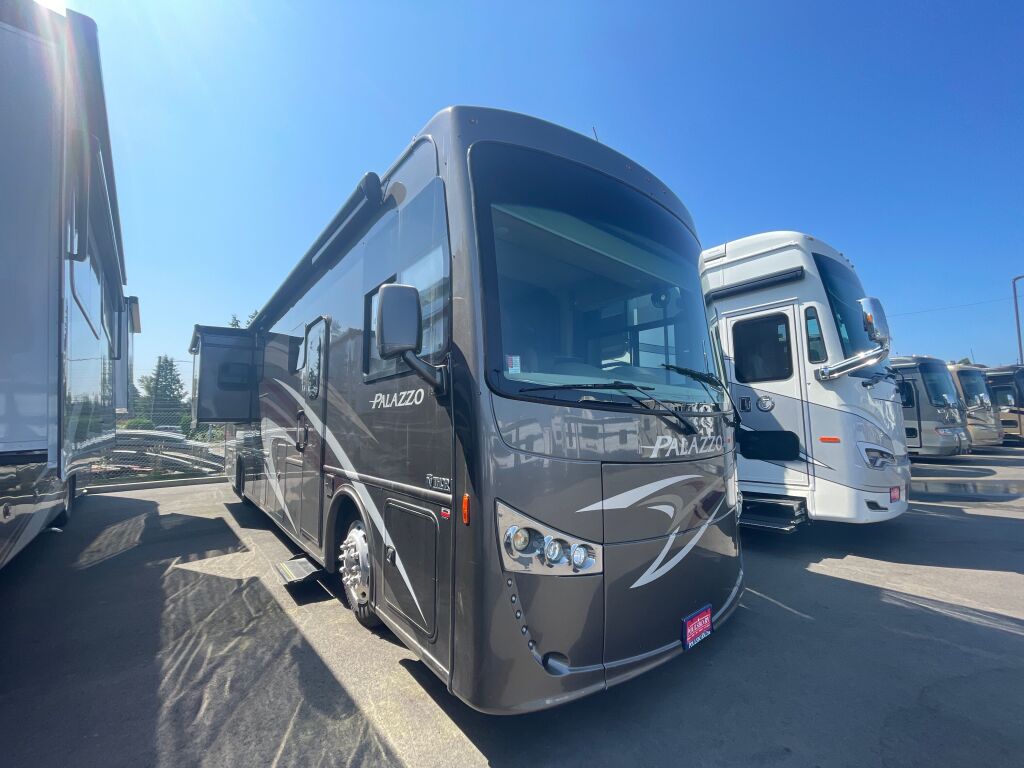 2018 Thor Motor Coach Palazzo 36.3