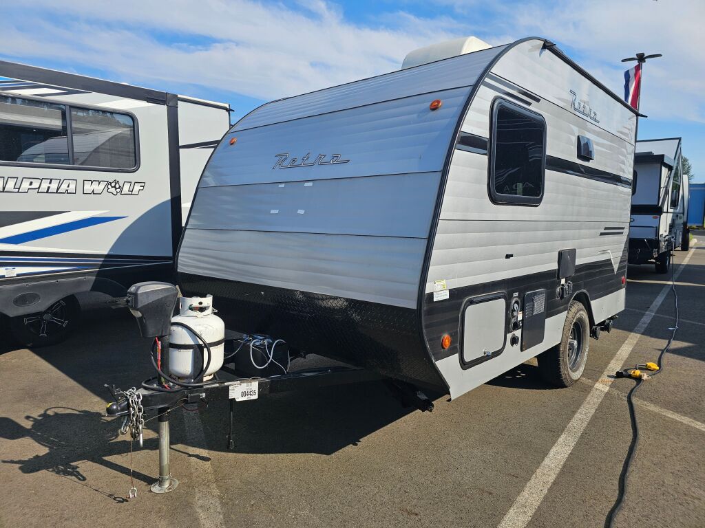 2022 Riverside RV Retro 135