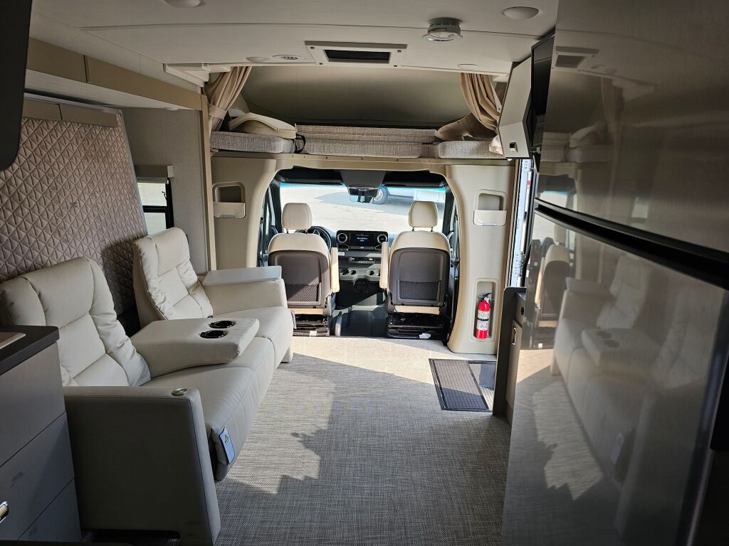 2025 Winnebago View 24T