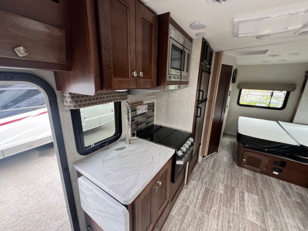 2019 Forest River Sunseeker 2400W MBS