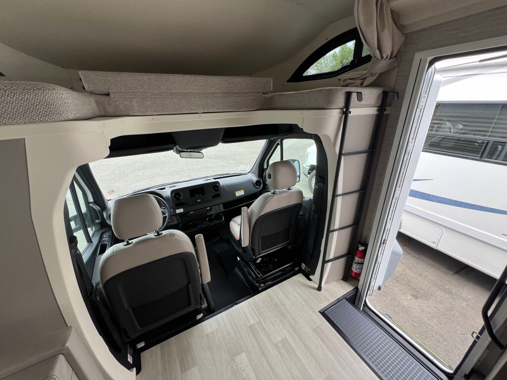 2023 Winnebago View 24J