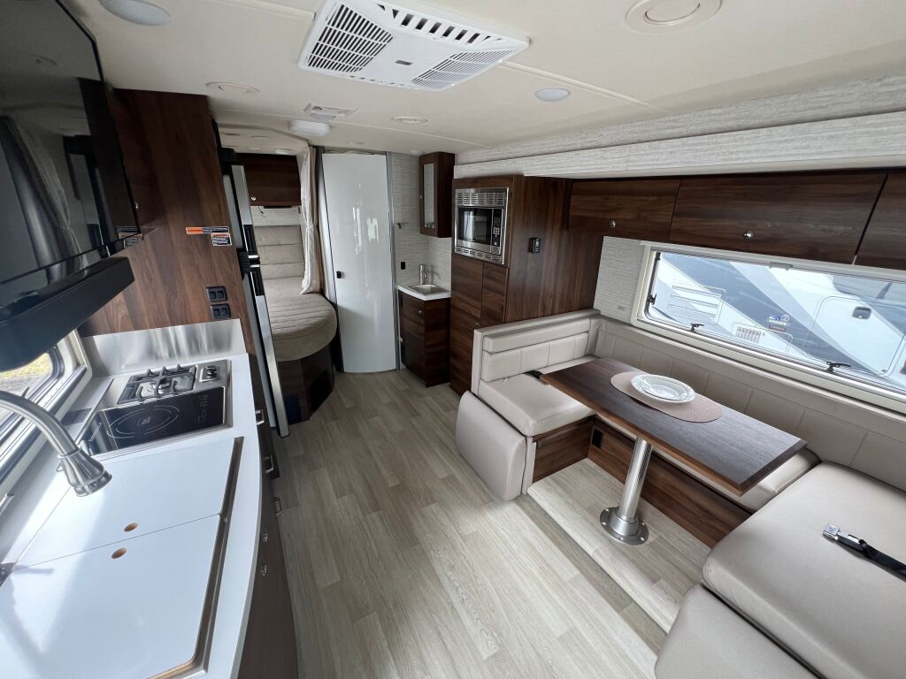 2023 Winnebago View 24J