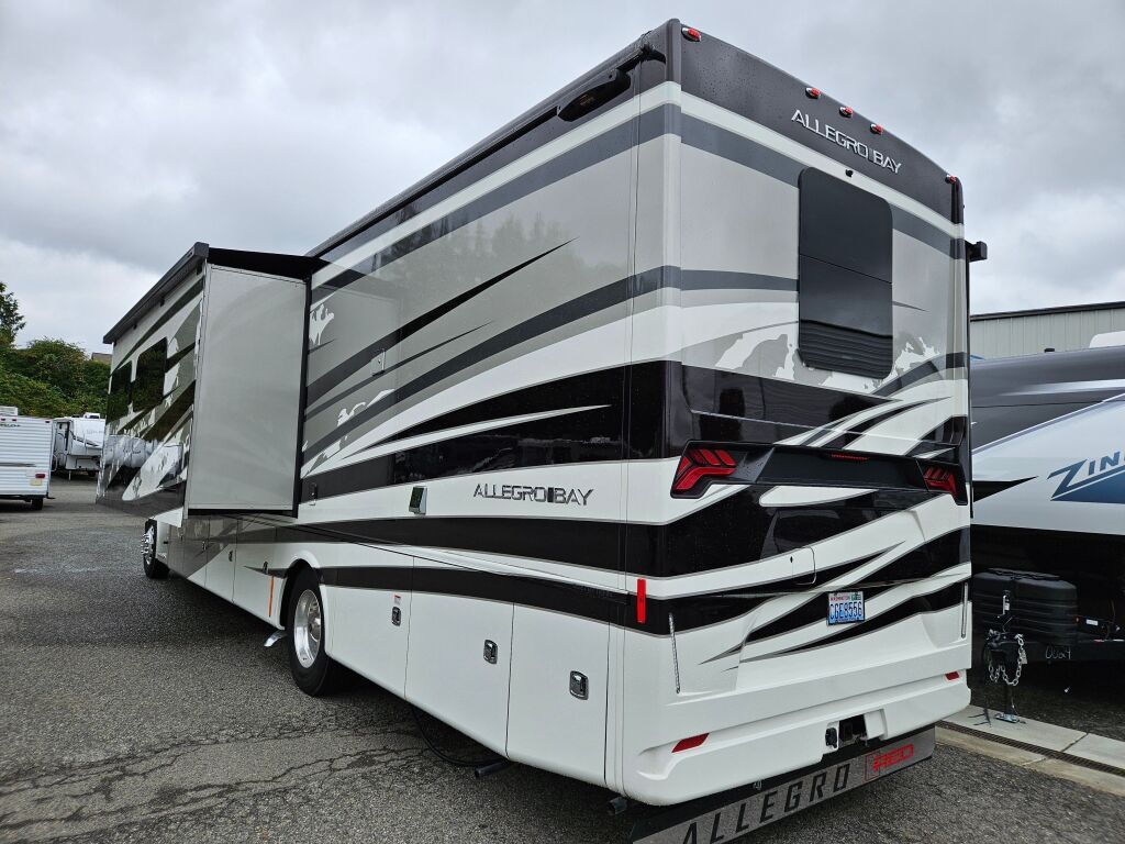 2023 Tiffin Motorhomes Allegro Bay 38AB