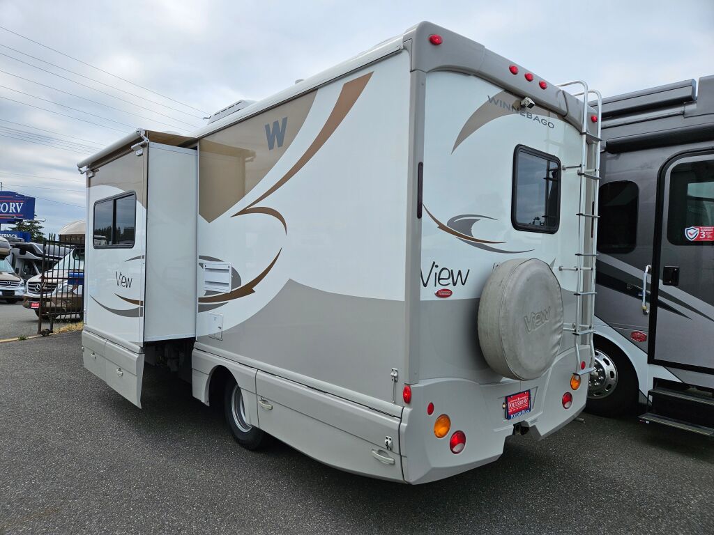 2009 Winnebago View 24J