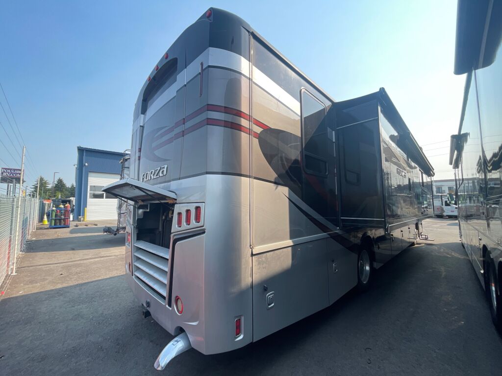 2018 Winnebago Forza 38W