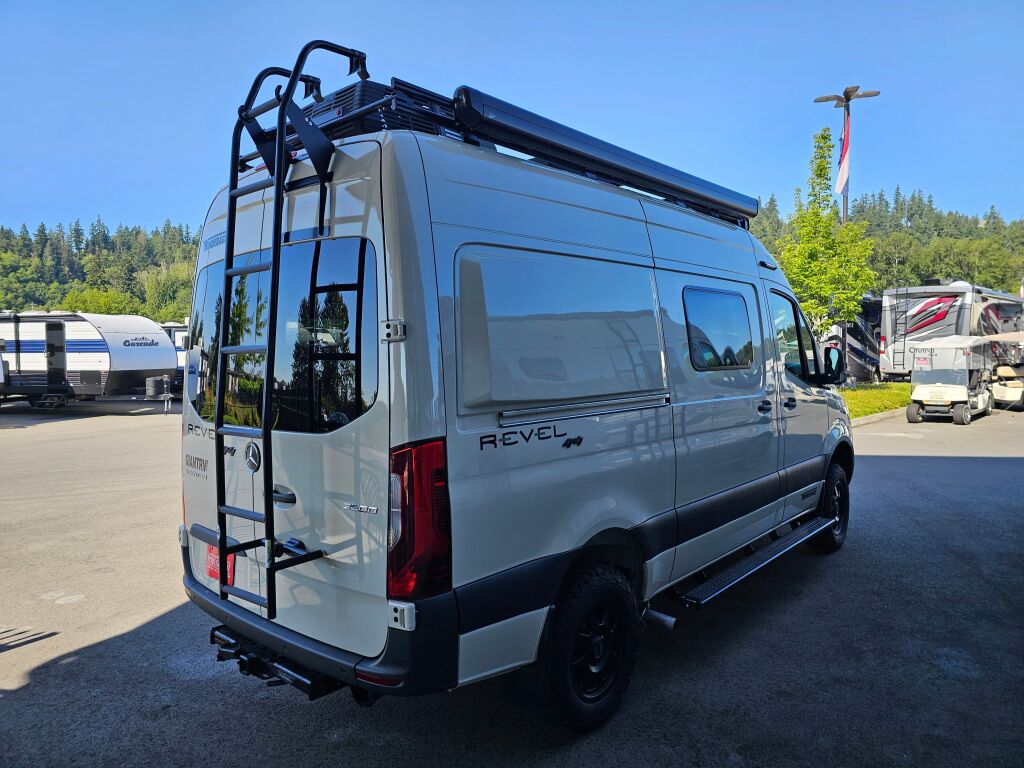 2024 Winnebago Revel 44E