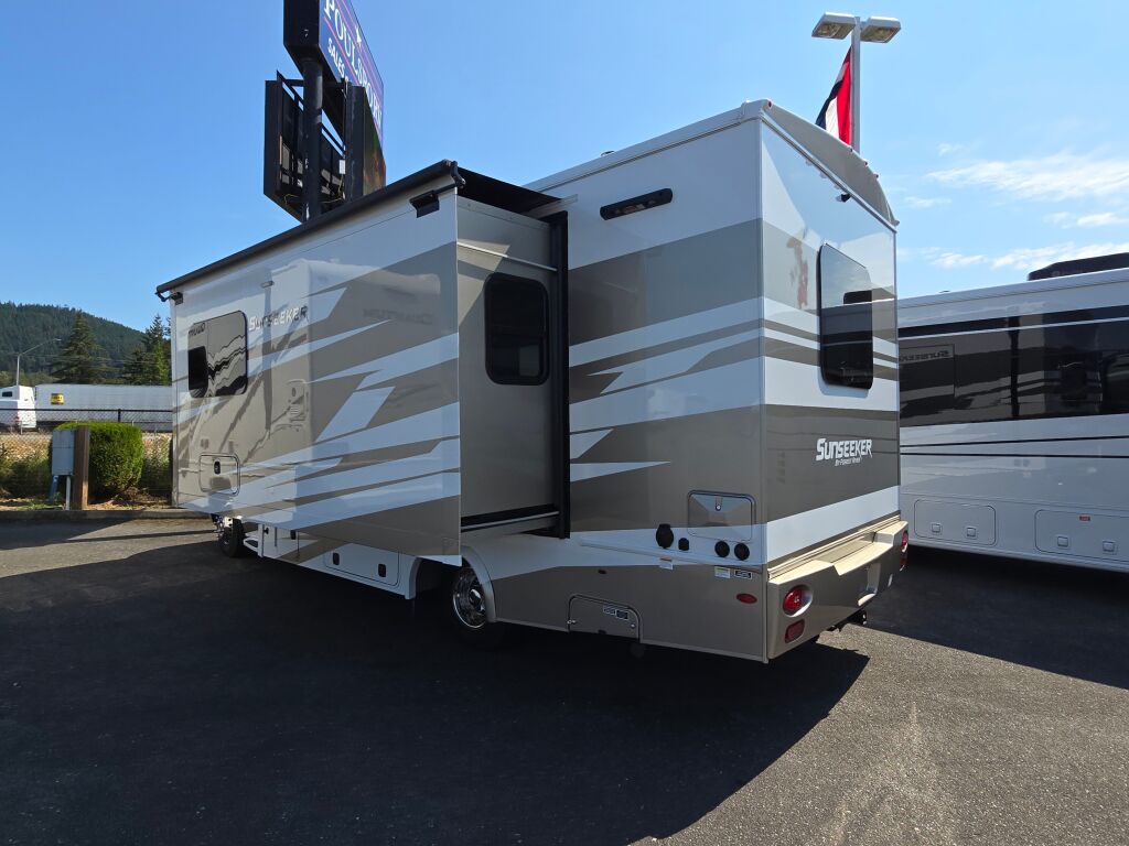 2025 Forest River Sunseeker 2400T MBS