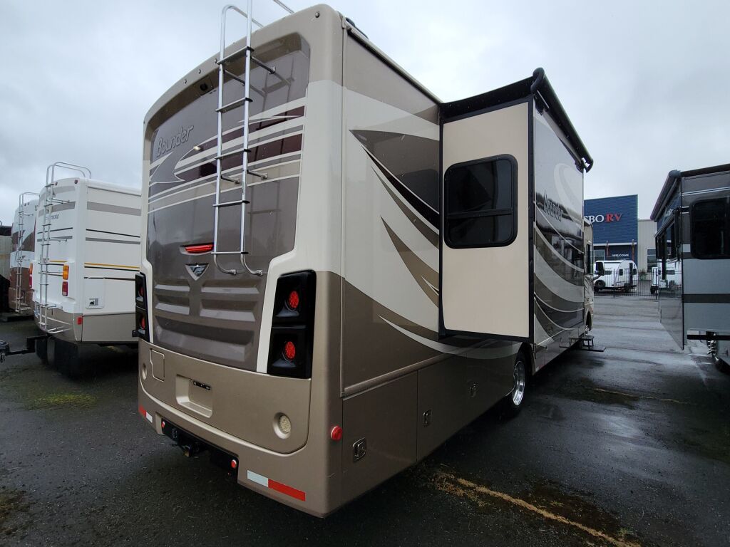 2017 Fleetwood Bounder 35K