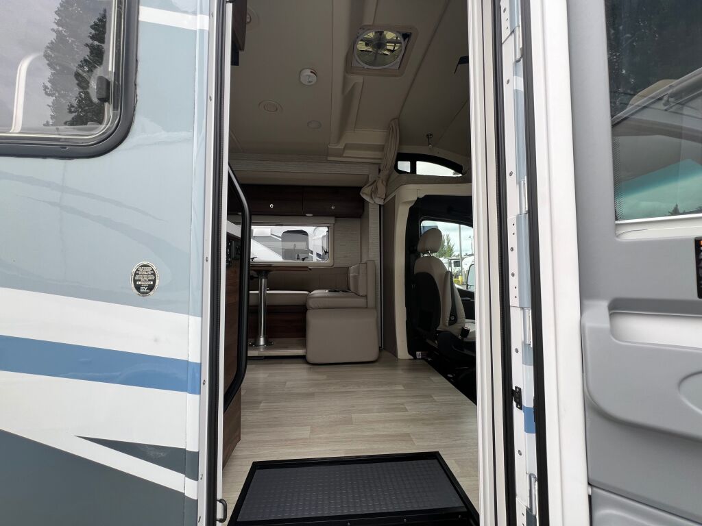 2023 Winnebago View 24J