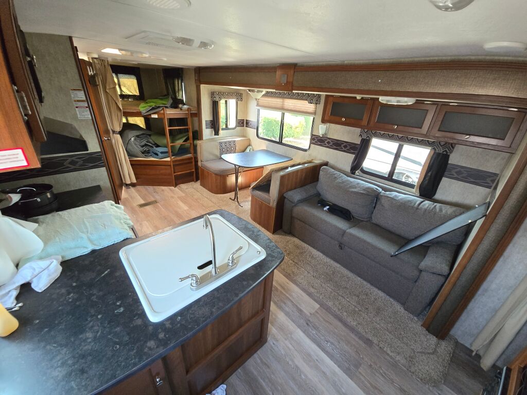 2015 Keystone Bullet 272BHS