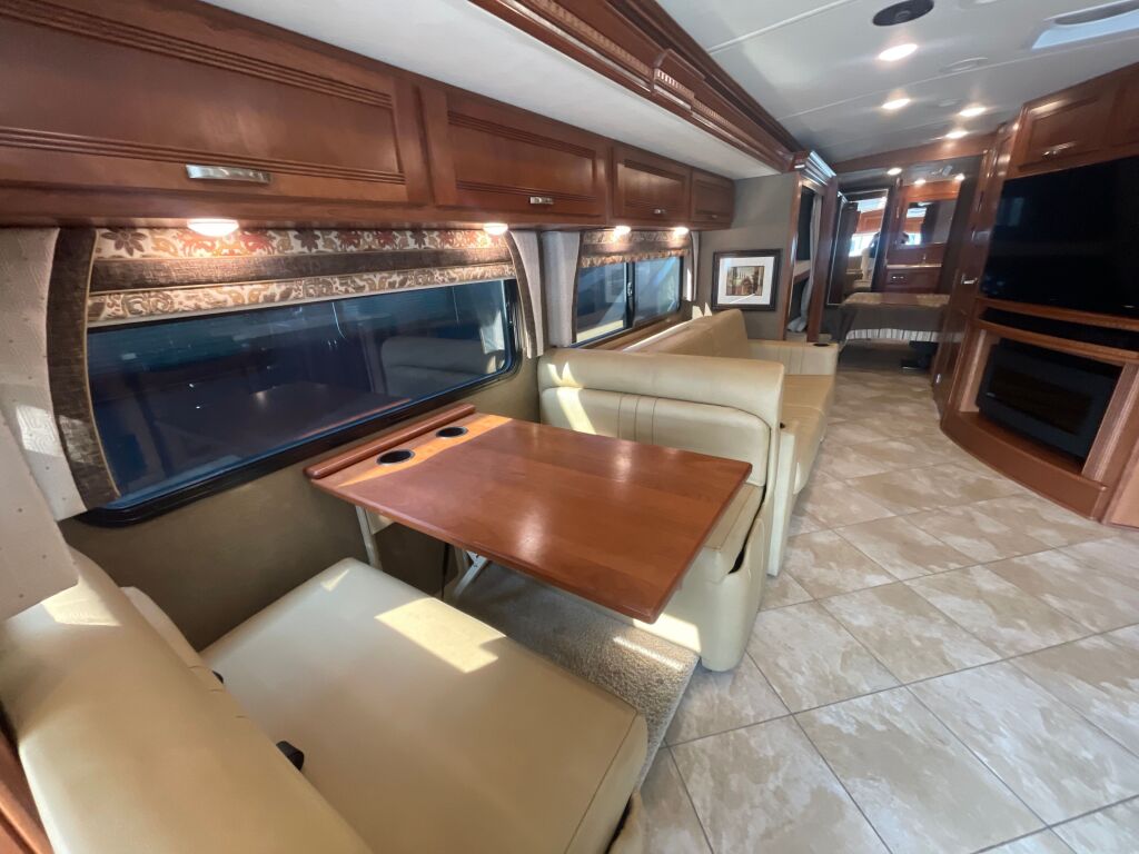 2018 Winnebago Forza 38W