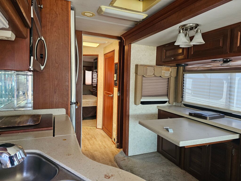 2004 Fourwinds Infinity 35T