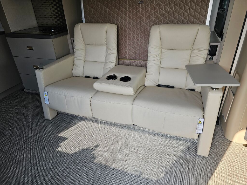 2025 Winnebago View 24T