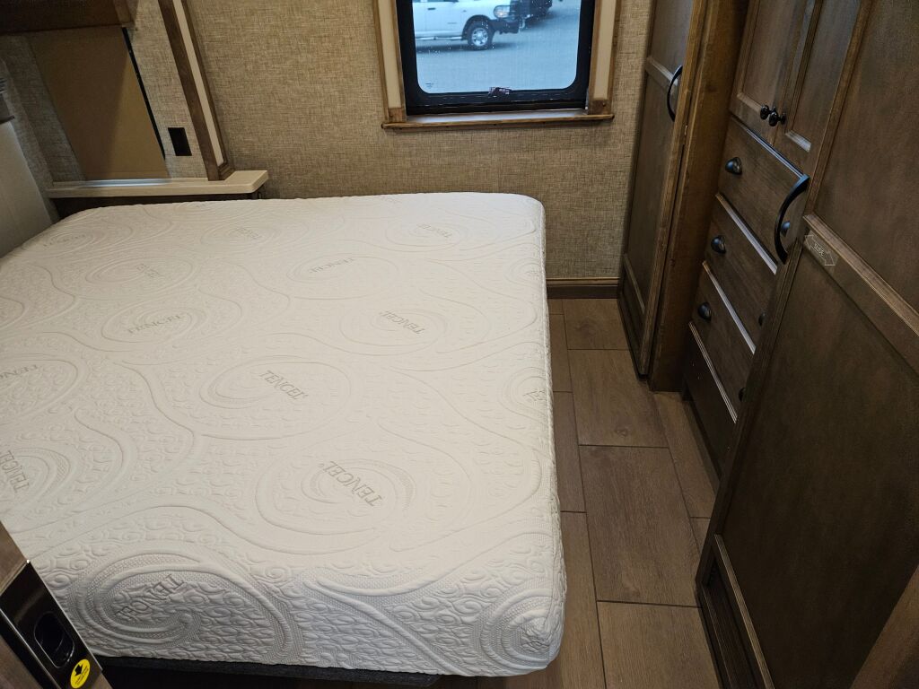 2023 Tiffin Motorhomes Allegro Bay 38AB