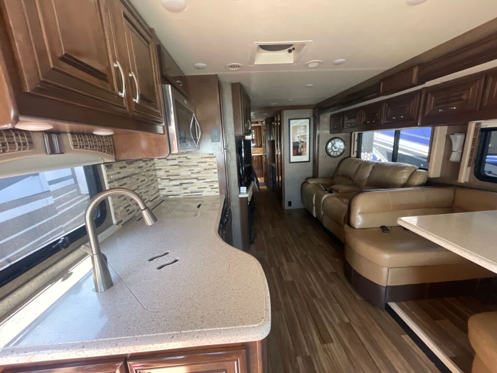 2018 Thor Motor Coach Palazzo 36.3