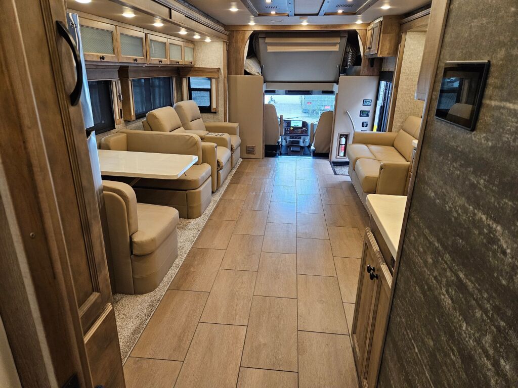 2023 Tiffin Motorhomes Allegro Bay 38AB