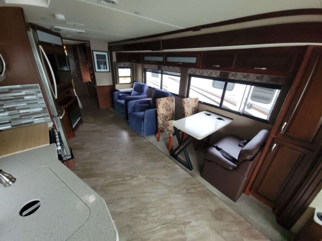 2017 Fleetwood Bounder 35K