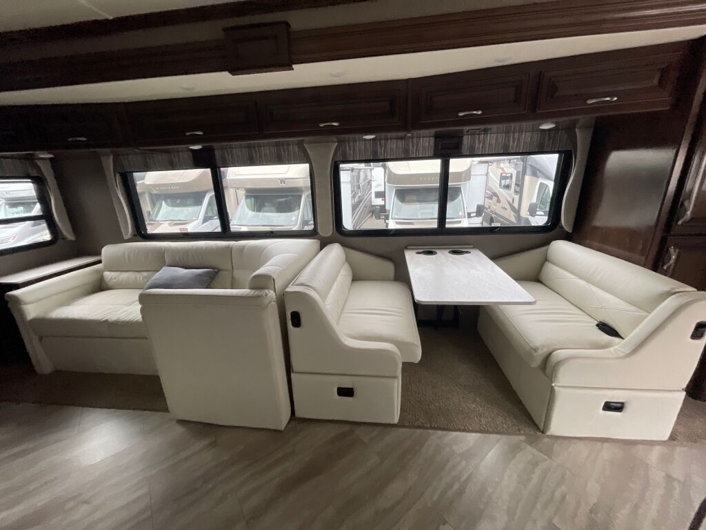 2020 Fleetwood Bounder 35K