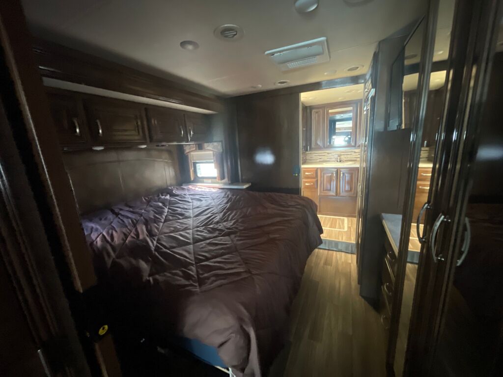 2018 Thor Motor Coach Palazzo 36.3