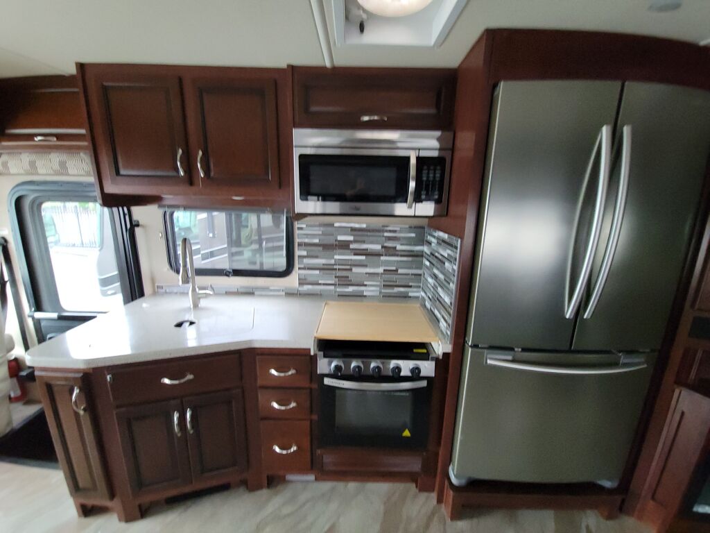 2017 Fleetwood Bounder 35K