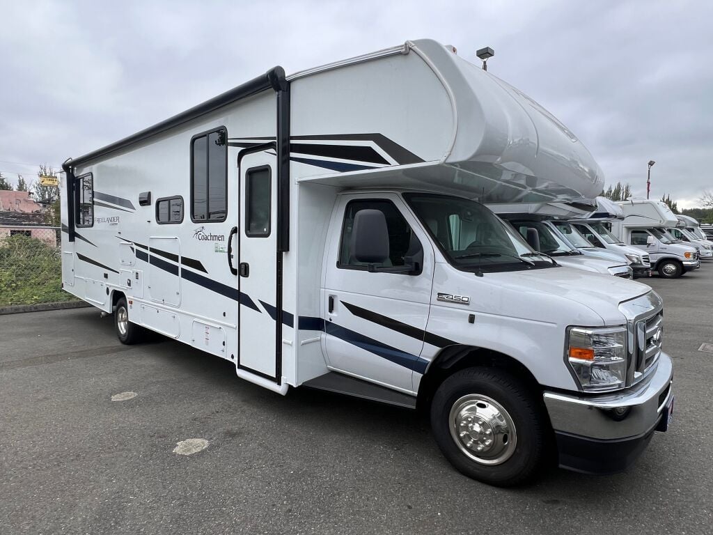 2023 Coachmen Freelander 31MB