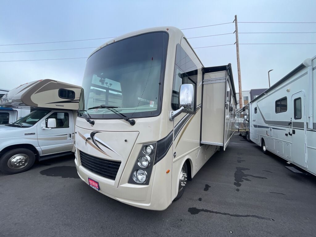 2018 Thor Motor Coach Freedom Traveler 30A