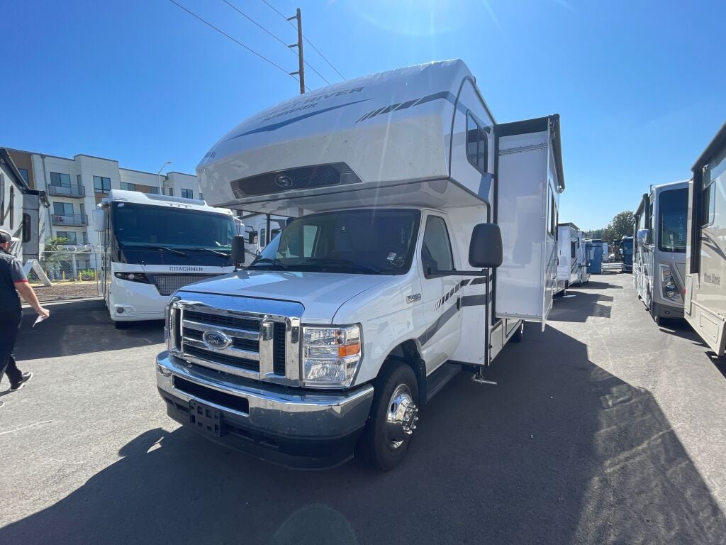 2025 Forest River Sunseeker 2550DSLE