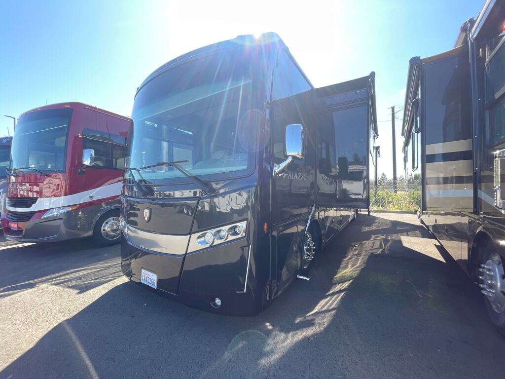 2020 Thor Motor Coach Palazzo 37.4