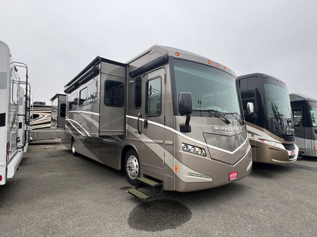 2017 Winnebago Forza 36G