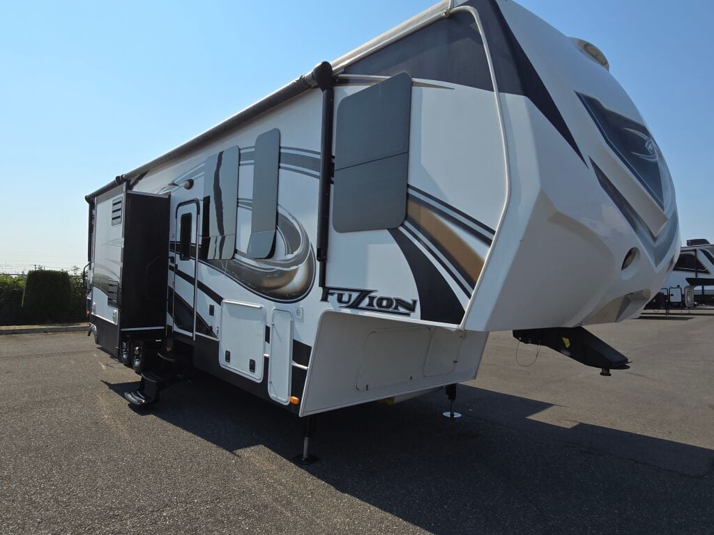 2014 Keystone Fuzion 342