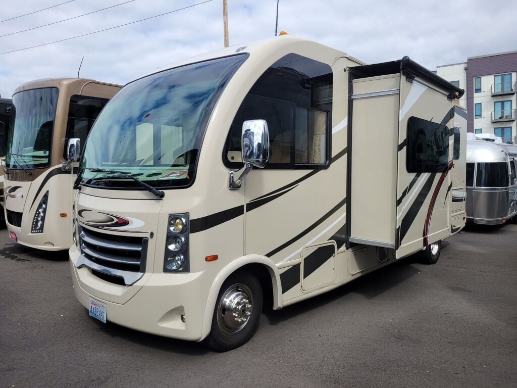 2016 Thor Motor Coach Vegas 24.1