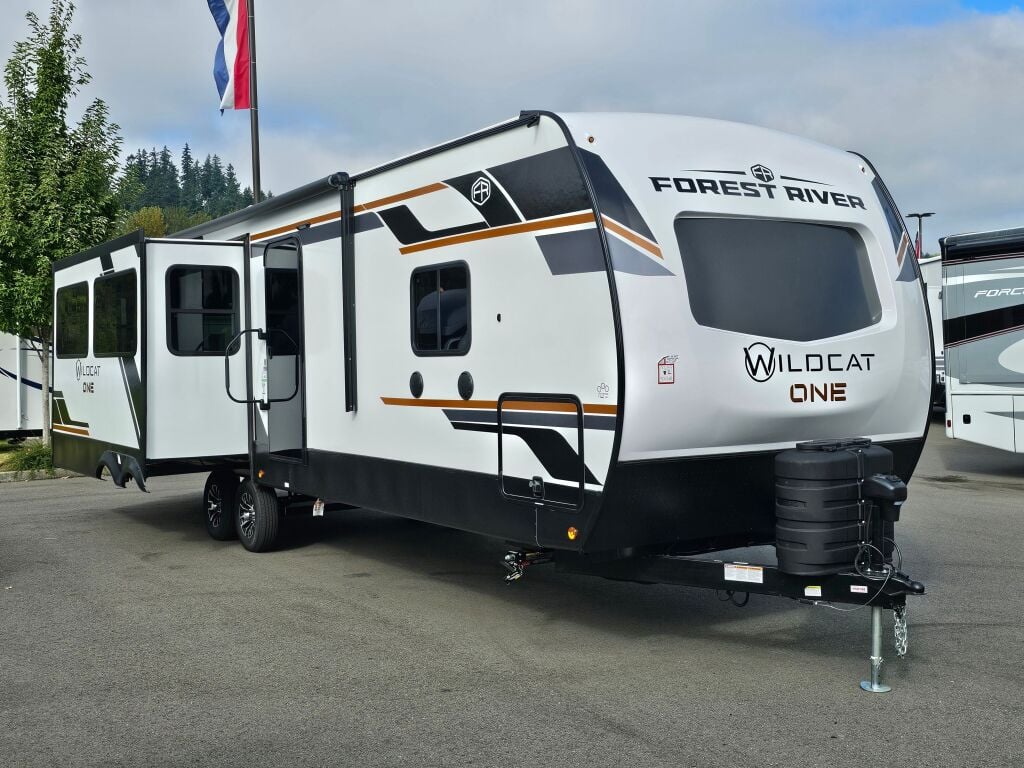 2025 Forest River Wildcat 304MBX