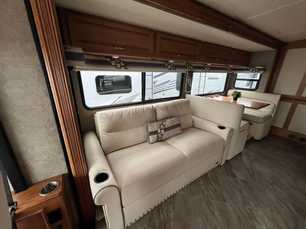 2017 Winnebago Forza 36G